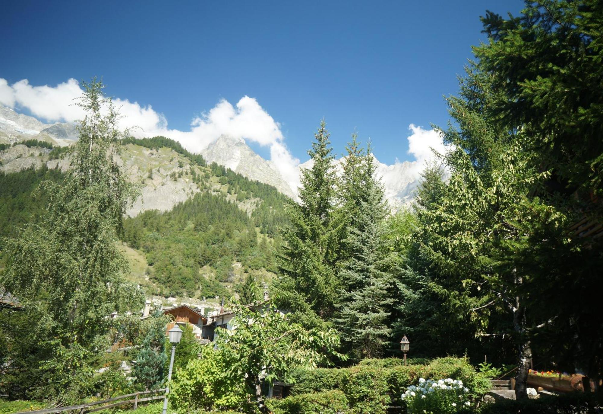 Hotel Aiguille Noire Курмайор Номер фото