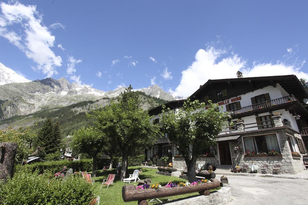 Hotel Aiguille Noire Курмайор Экстерьер фото