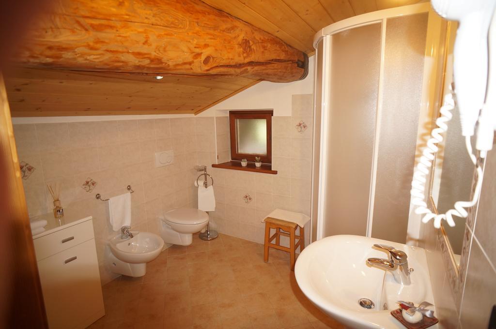 Hotel Aiguille Noire Курмайор Номер фото